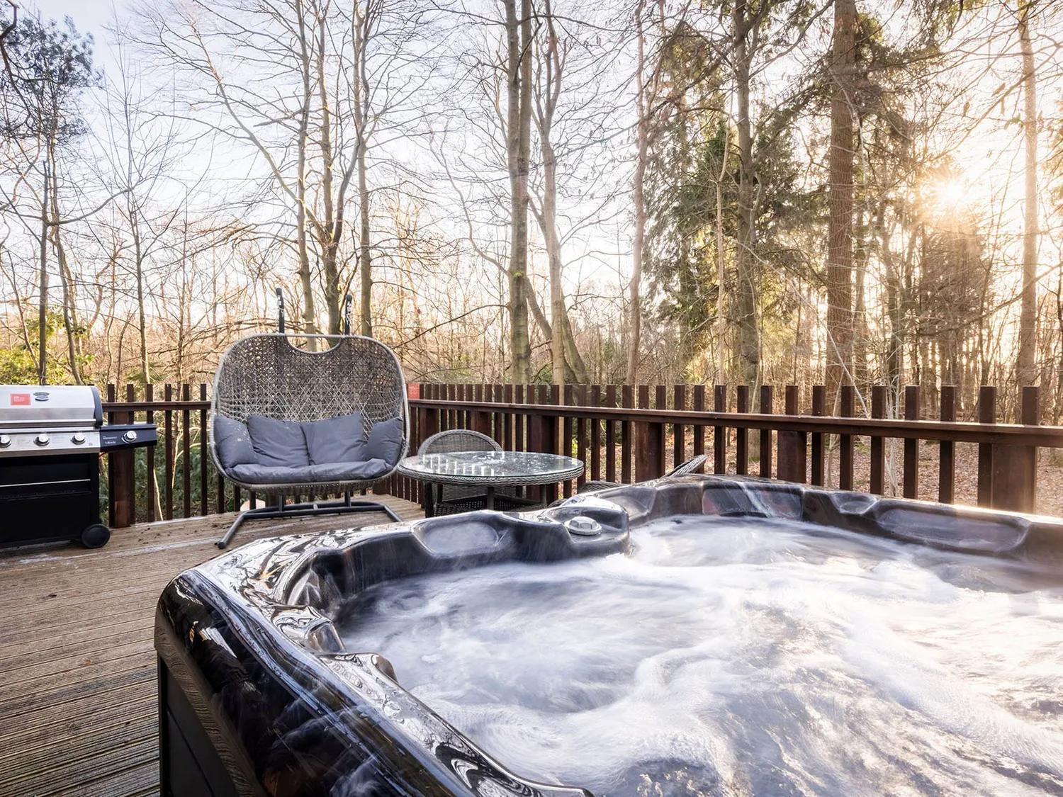Blackwood Forest Cabins - Forest Holidays Popham Exteriör bild